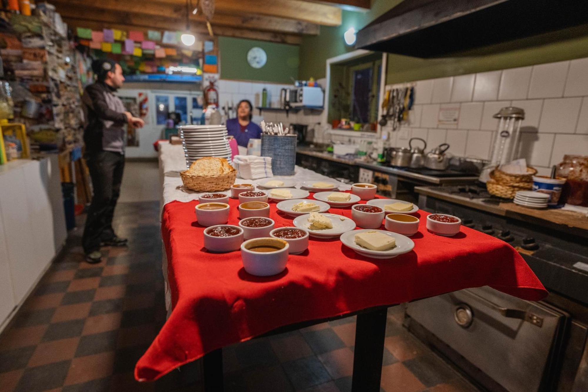 Alhue Patagonia Hostel San Martín de los Andes Εξωτερικό φωτογραφία