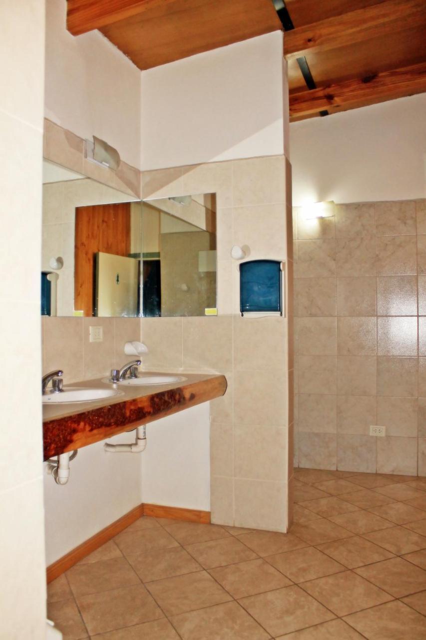 Alhue Patagonia Hostel San Martín de los Andes Εξωτερικό φωτογραφία