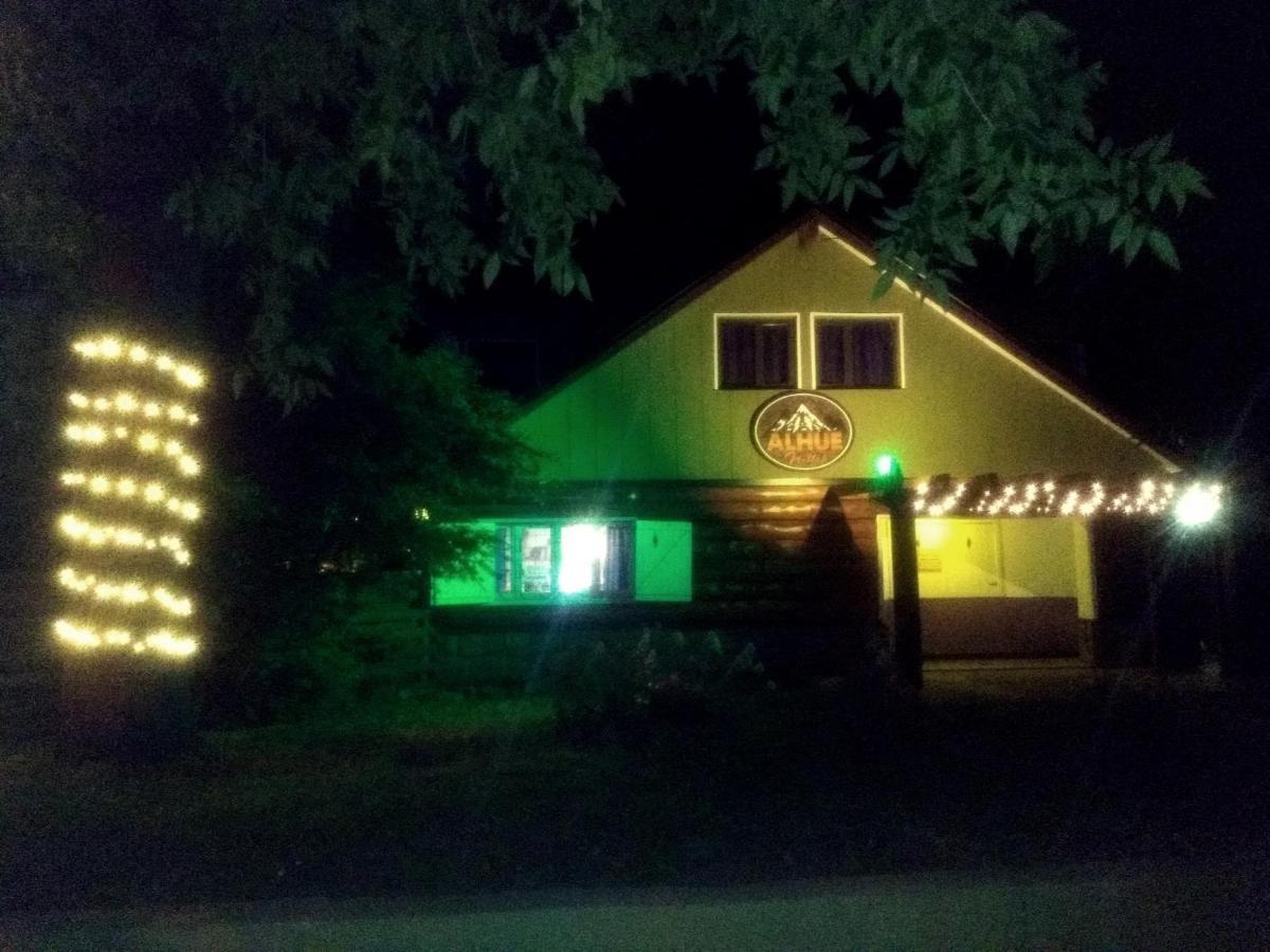 Alhue Patagonia Hostel San Martín de los Andes Εξωτερικό φωτογραφία